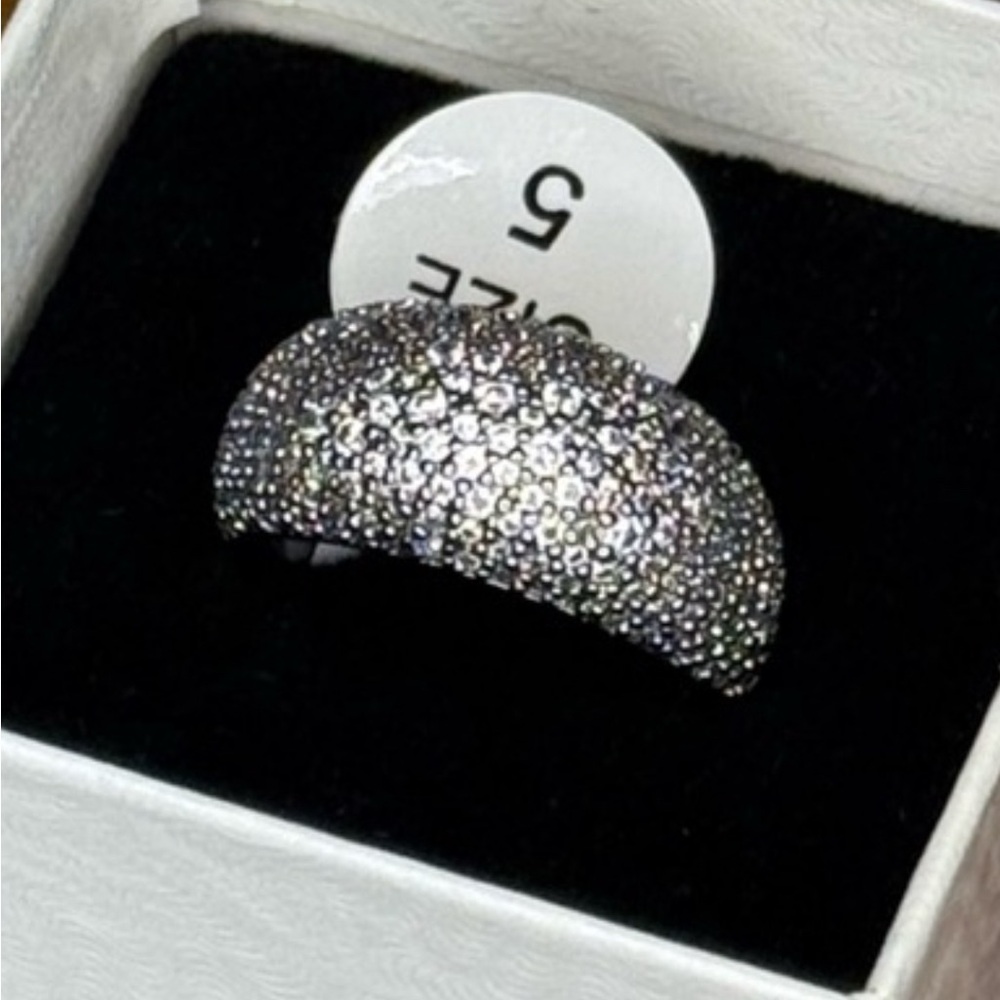 🚫SOLD🚫Bomb Party “All I Hear About” Ring – Hematite Plating, Diamo - Picture 4 of 6